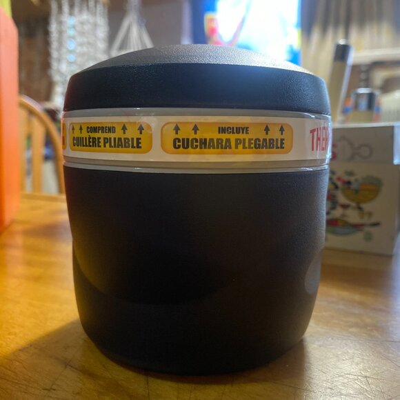 26- (3some) Snappy Canadian,You Cannot Contain Her.Oots A Souper Box She Has. - Picture 2 of 15